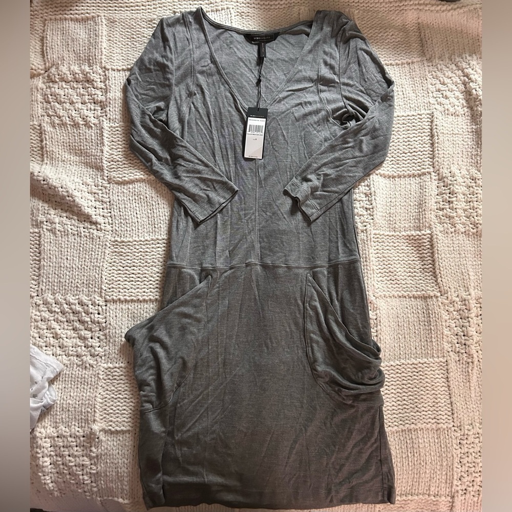 NWT BCBGMaxAzria Heather Gray V Neck Sweater Dress Midi with Pockets - Picture 2 of 5